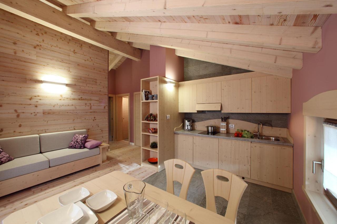 Zoncolan Apartments Sùtrio Eksteriør bilde