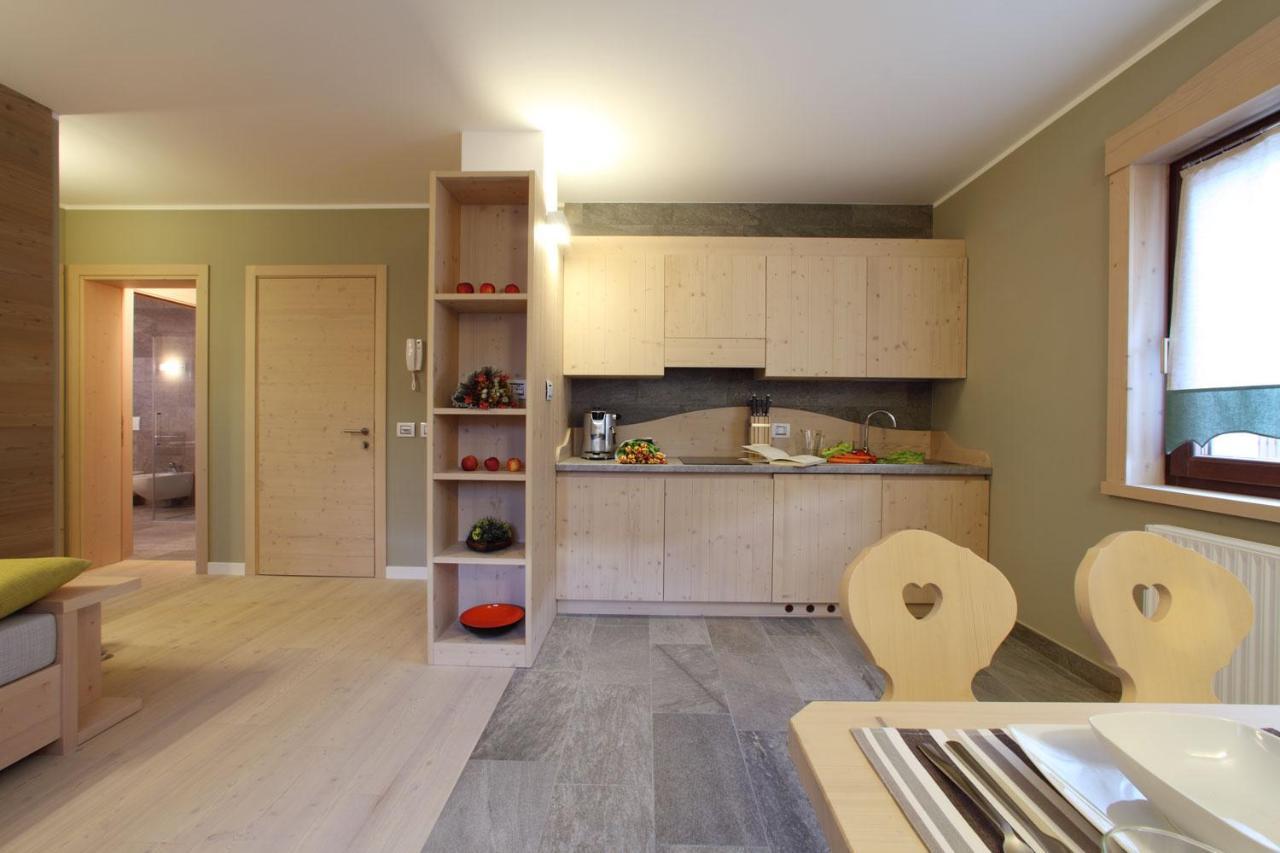 Zoncolan Apartments Sùtrio Eksteriør bilde